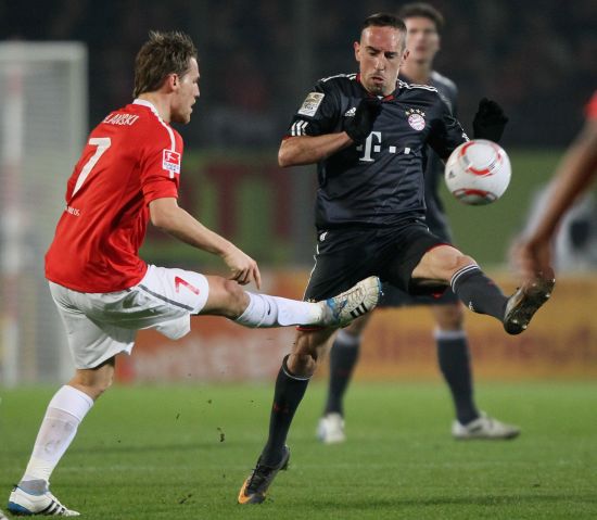 母哥孤军奋 母哥孤军奋